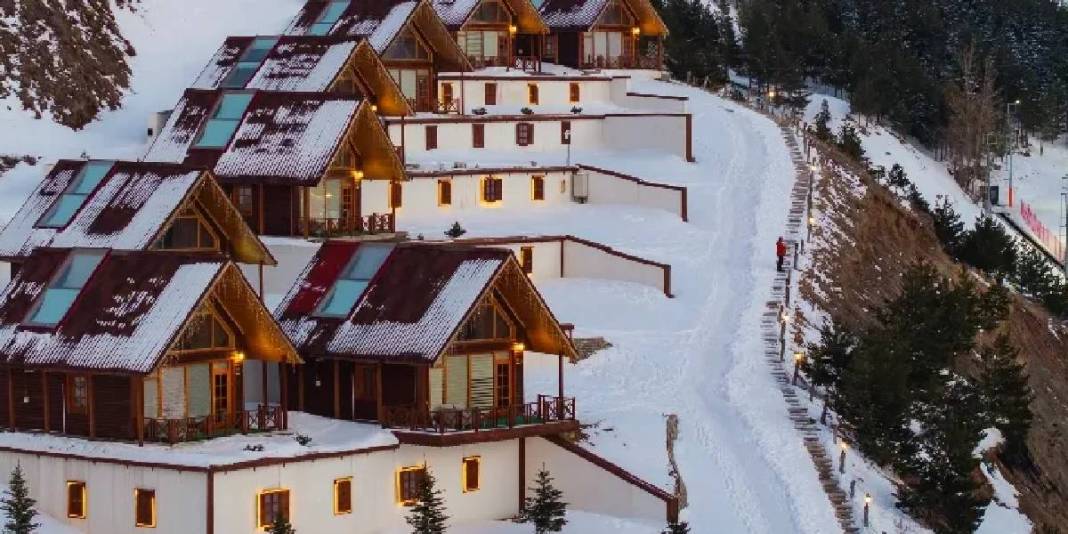 Türkiye’de kışın kalbi burada atıyor! Zirveye çıkınca sessizliğe bürünen büyülü şehir: Kışın en gösterişli kaçamak adresi 3